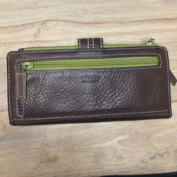 Fossil Women's Vintage Weekender Brown/Lime Leather Bi-Fold Long Wallet - Picture 11 of 12